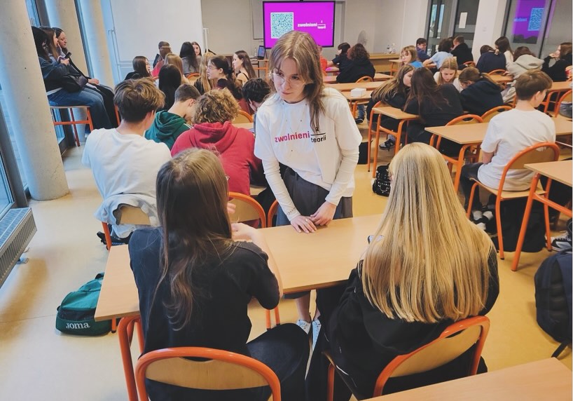 569638316_18052938197652861_144745060407476390_n (1)